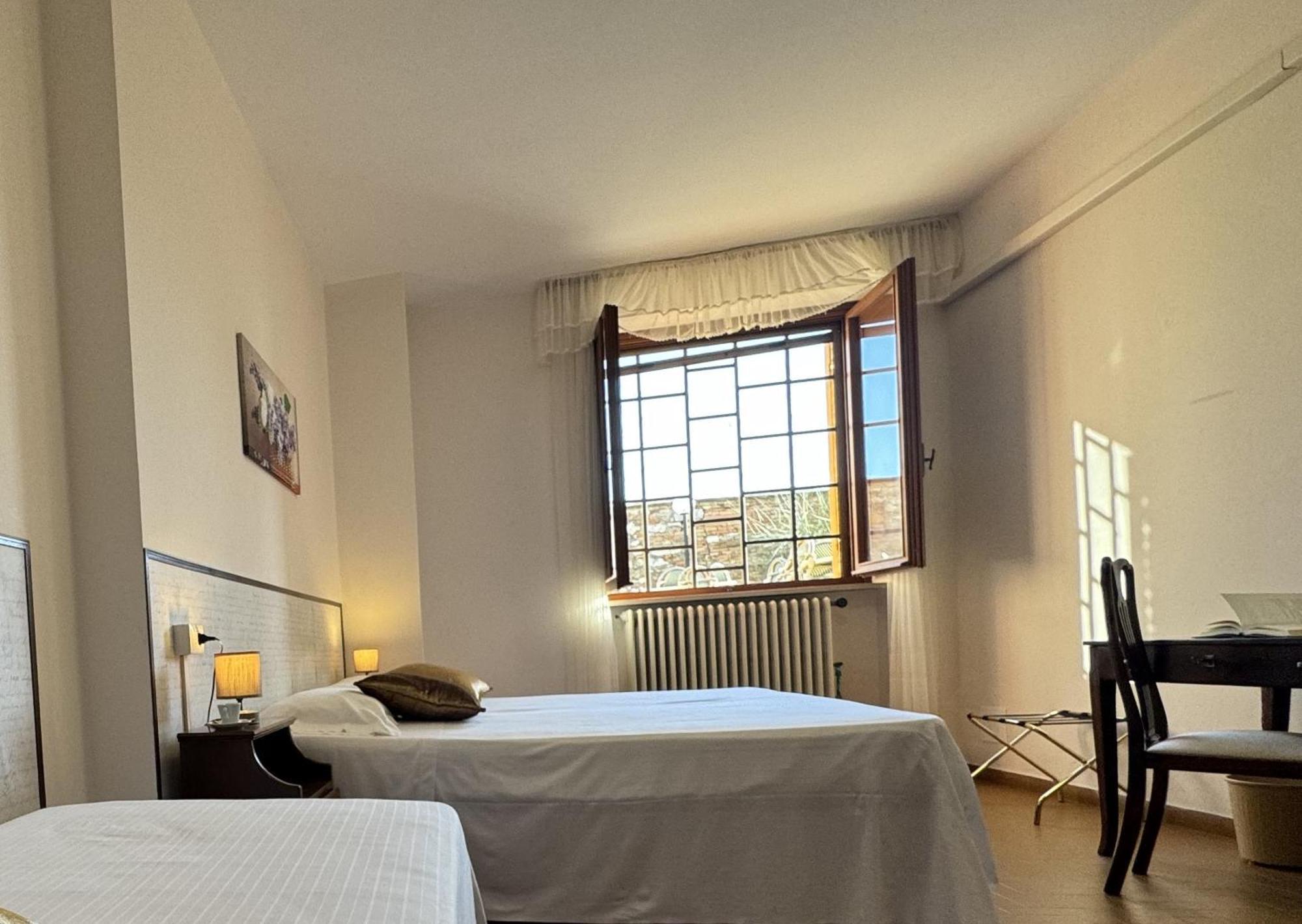 מלון טודי Monastero Ss. Annunziata חדר תמונה A room at the hotel
